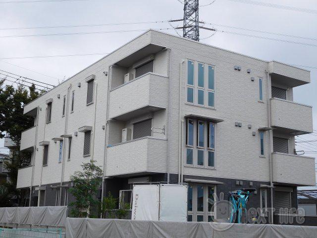シャルルボア