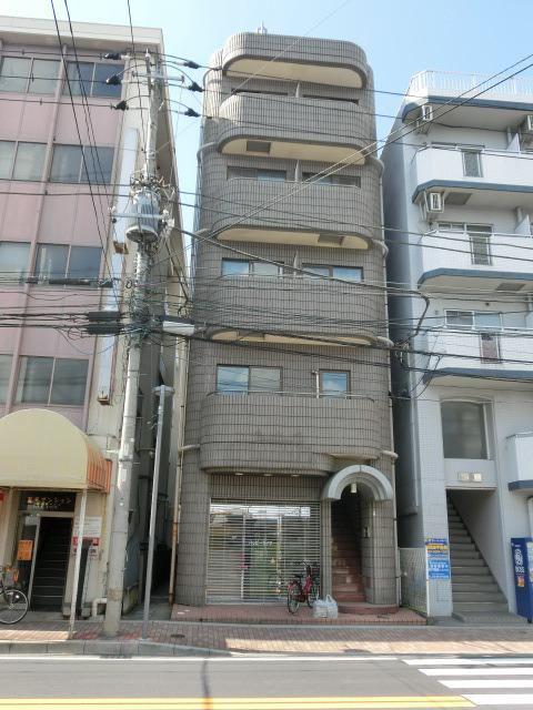 アヴァンス