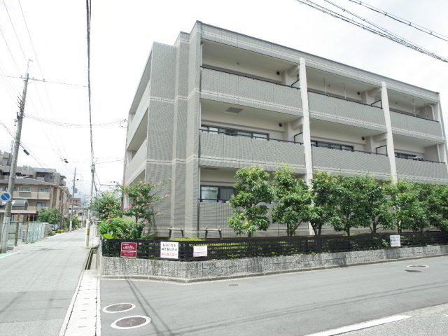フルーレットコート