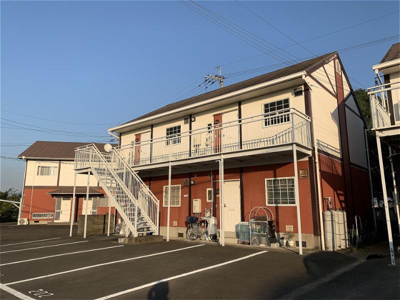 ドイツ村13号地(2DK/2階)