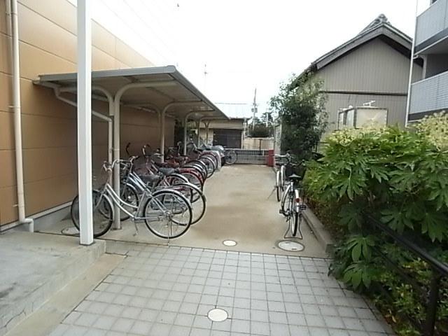 レオパレスアプライズ塚口