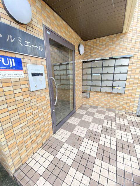 ラ・ルミエール
