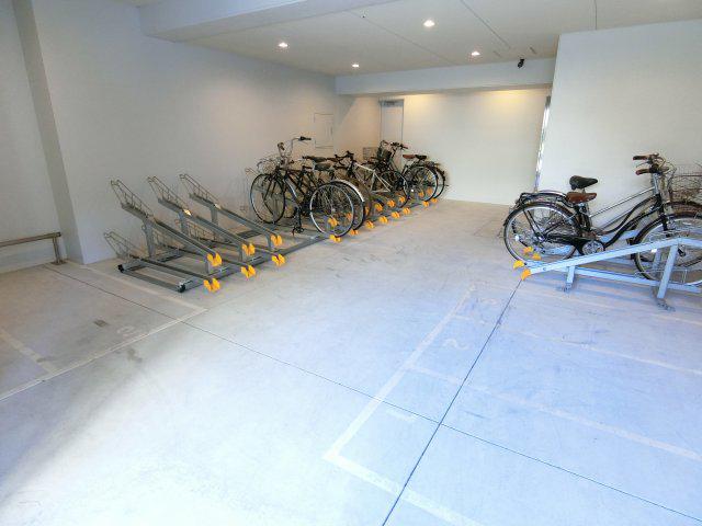 ファーストステージ江坂広芝町II