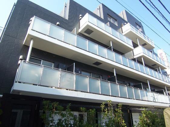 J.リヴェール学芸大学