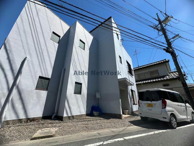 篠崎荘