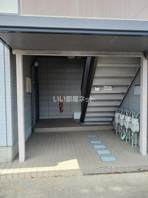 静岡県焼津市 2階建 築24年