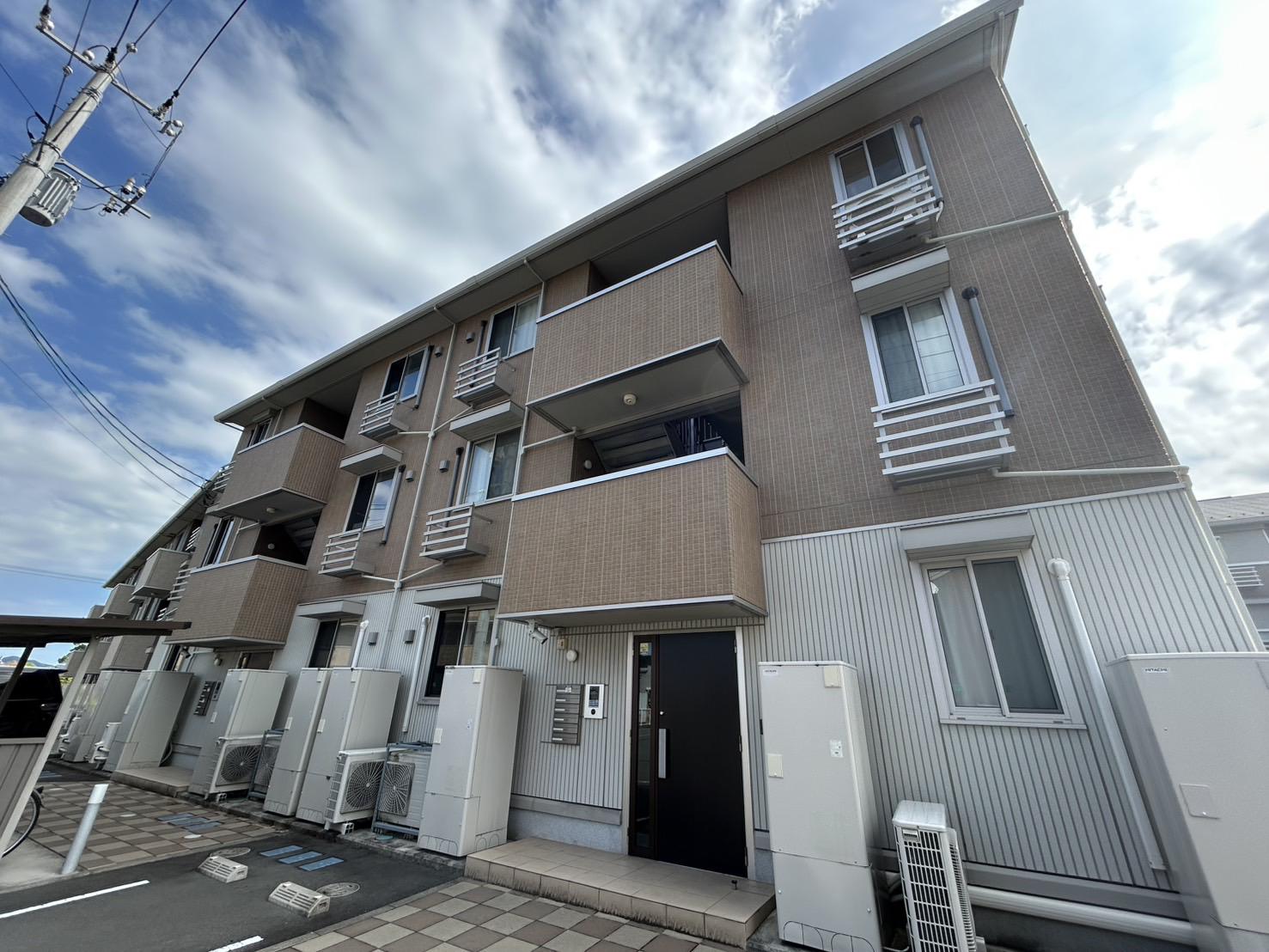 ウィルコート小郡給領町 C・D C棟