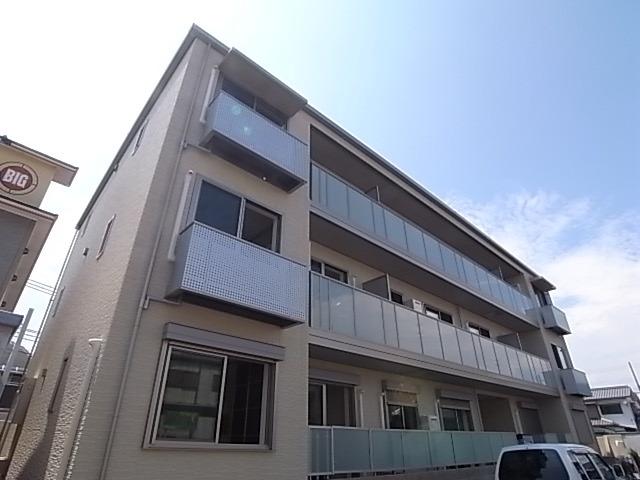 CLIFTON COURT