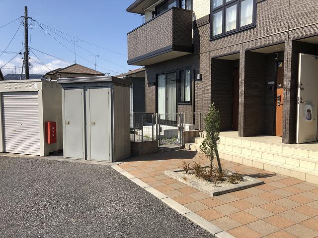レスポワール岡小名 B