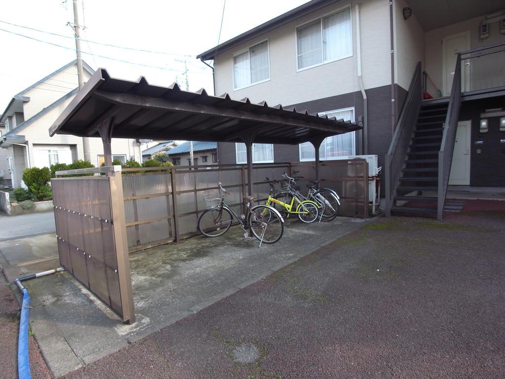 メンバーズタウン古田 B棟