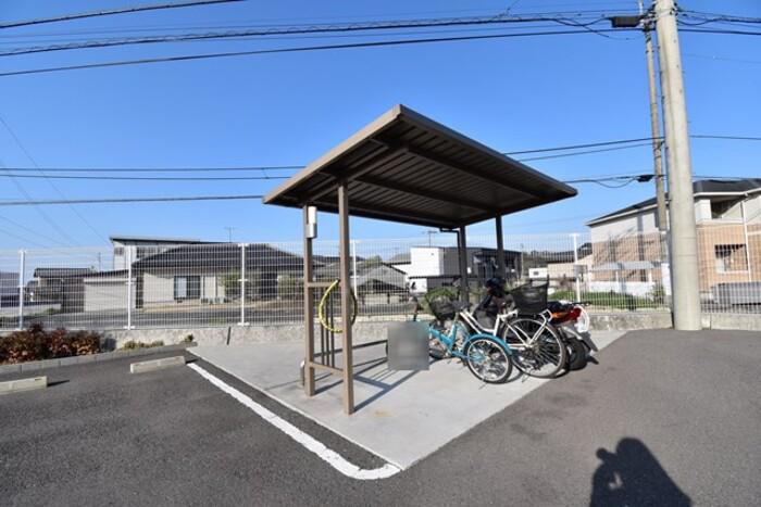 メゾン勝賀 B棟