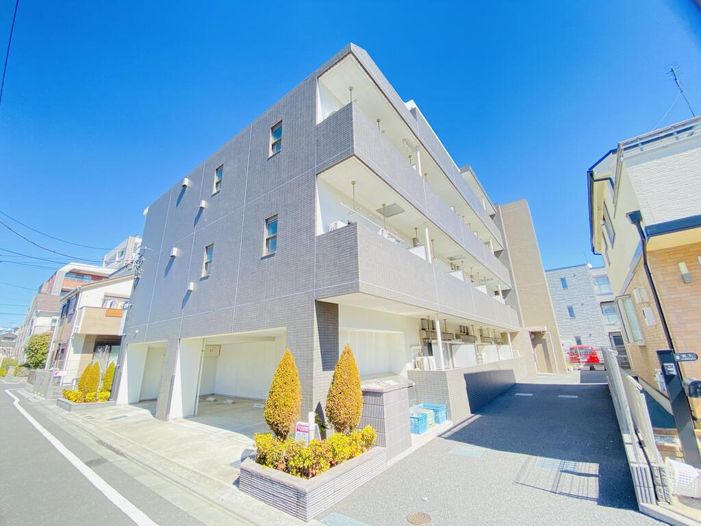 CASTLE.M