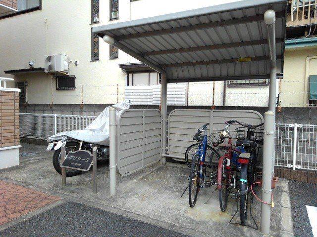 グリシーヌ