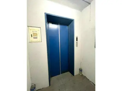 シュービル(1K/8階)の外観写真