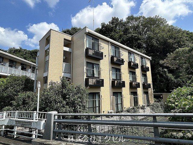 レオパレス湯島セカンド