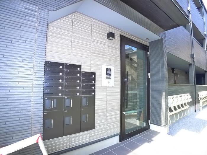 Y-HOUSEII