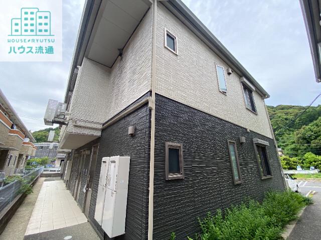 グランイースト B棟