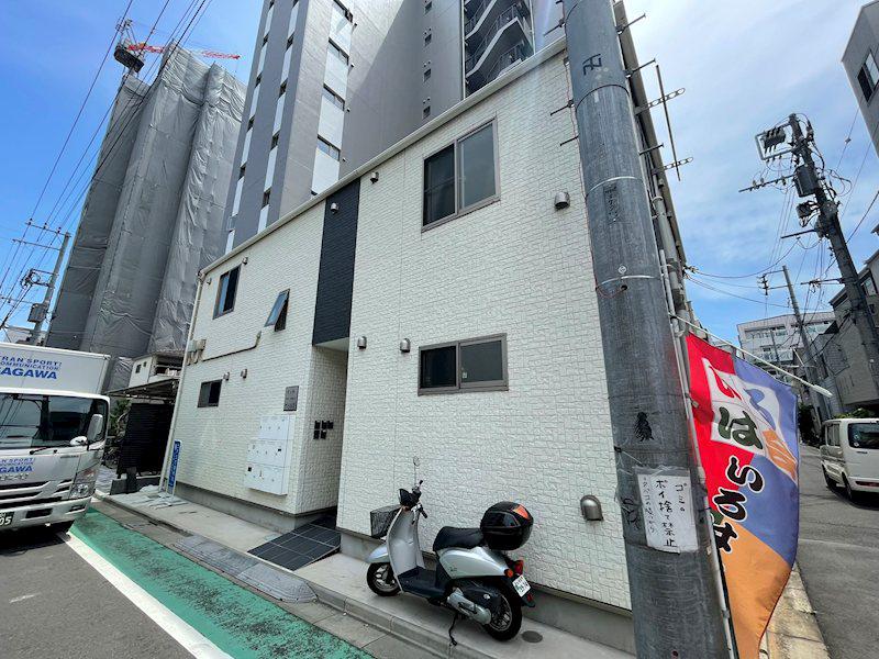 リュウホームズ