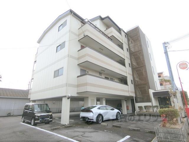 ローベルジーヌ野洲
