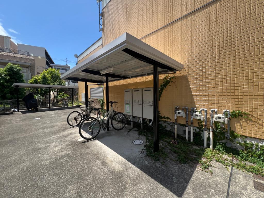 ウィズ諏訪山A棟・B棟