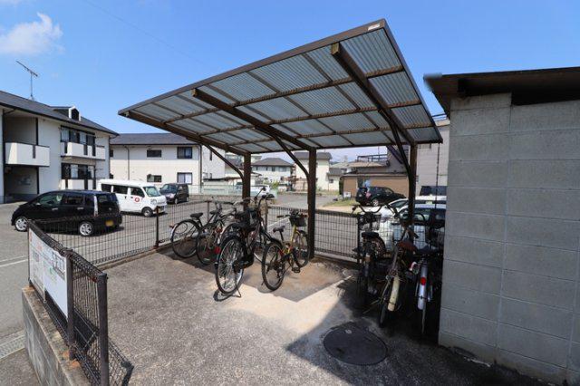 ハイムタケウチ D棟