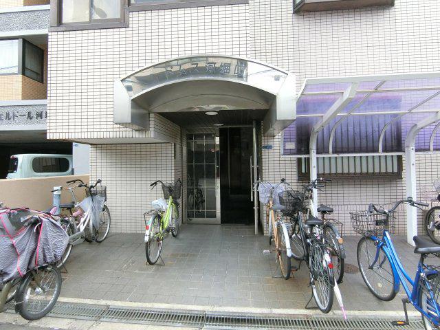 ドムス河堀口