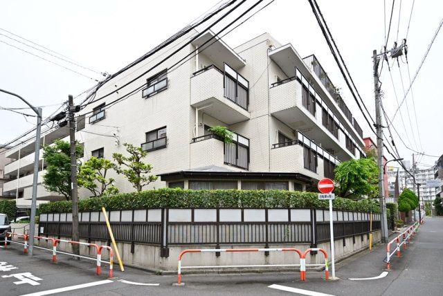 ウィスタリア