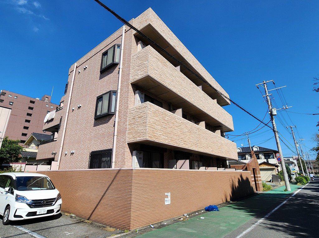 FOREST COURT イースト