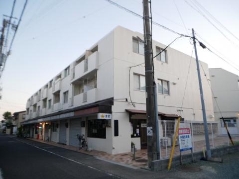 エスカイア中田