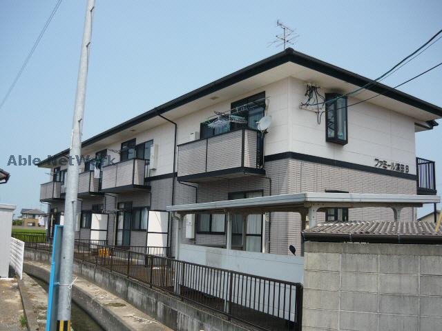 ファミール濱田B