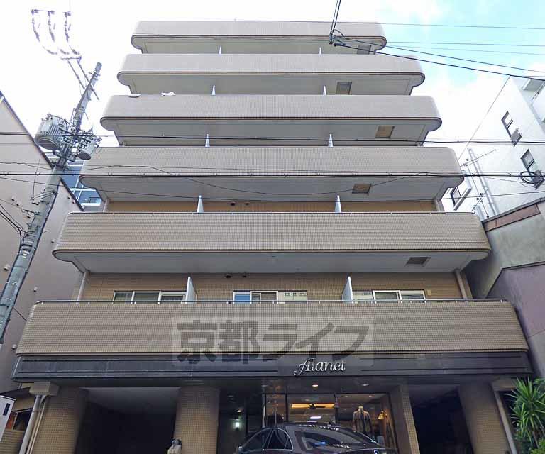 メゾントアン