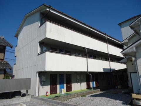 ラポー芹川