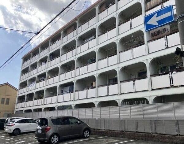 シャトーアストリア