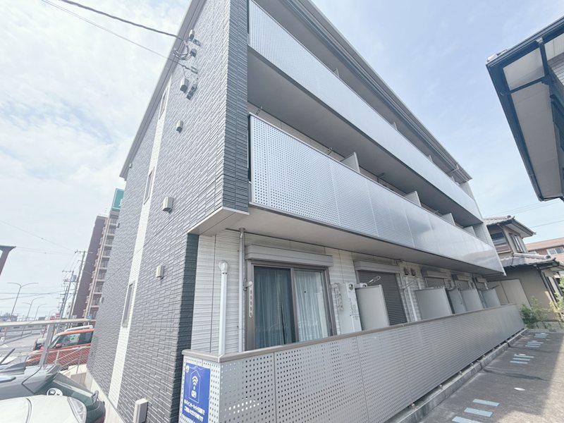 AJ RESIDENCE