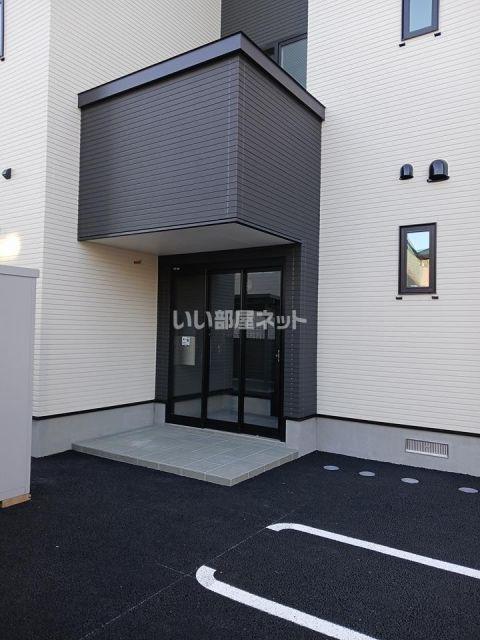 クレール六番館