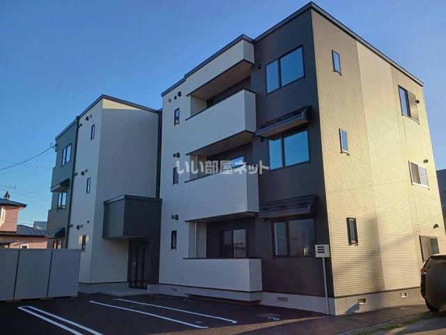 クレール六番館