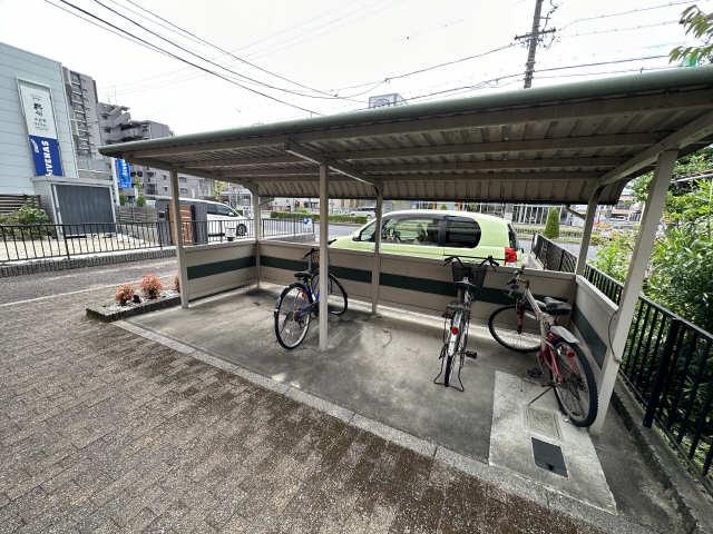 ヴィルヌーブ南川