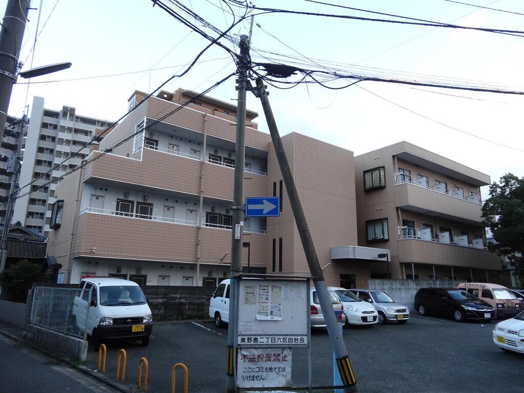 ラックポート美野島