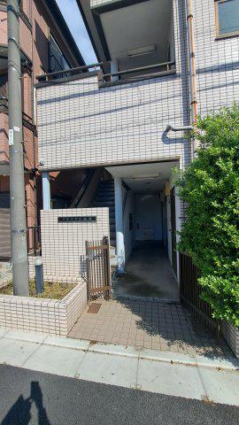 クリスタル高津