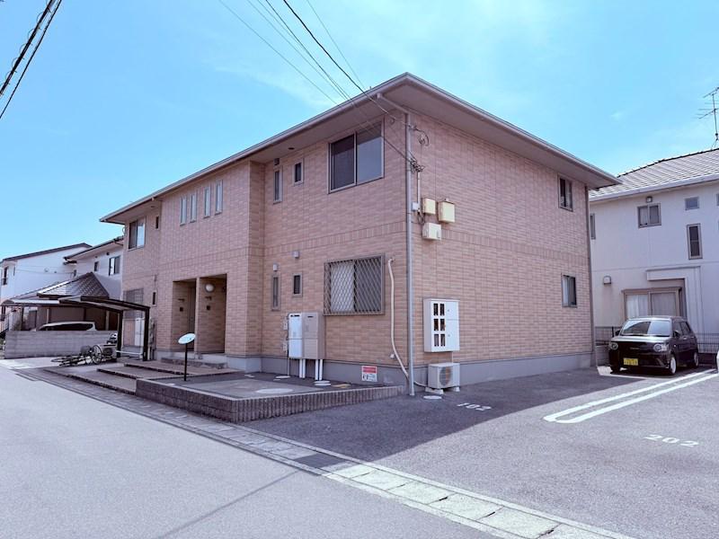 レフィナードS