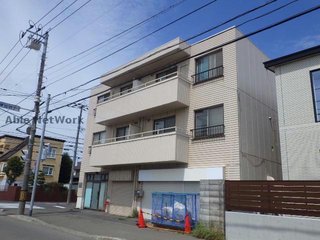 日成ビル
