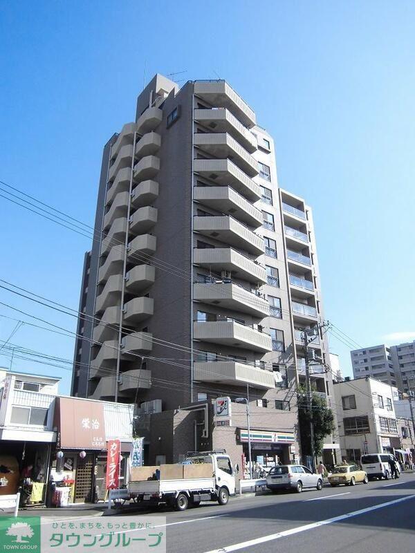 AEW HILLTOP