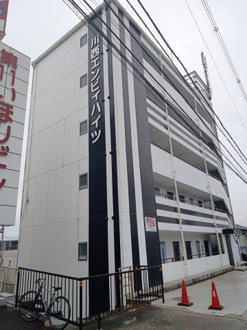 川西エンビィハイツ