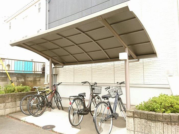 プラセール