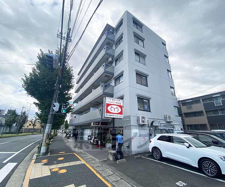 グランドール桂川畔