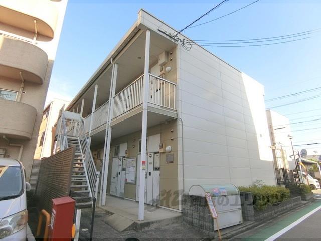 レオパレスブライトン新田辺