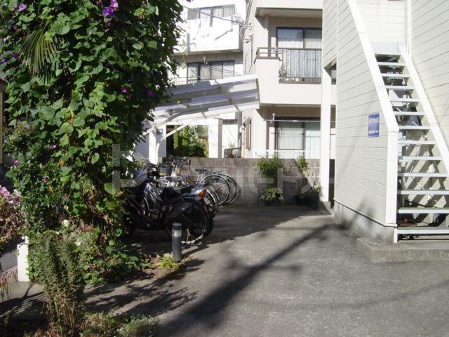 ハイツアネックス