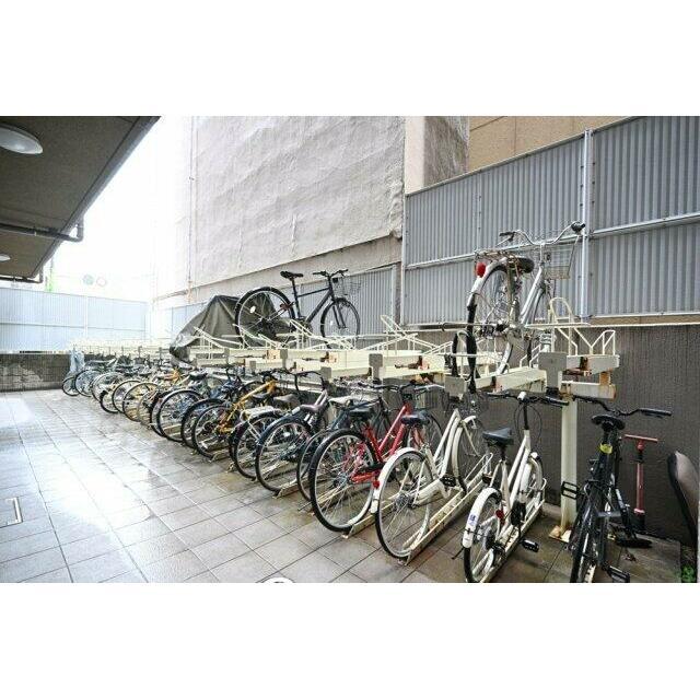 ルーブル学芸大学六番館