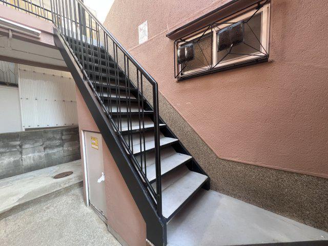 アイレス鈴蘭台2番館