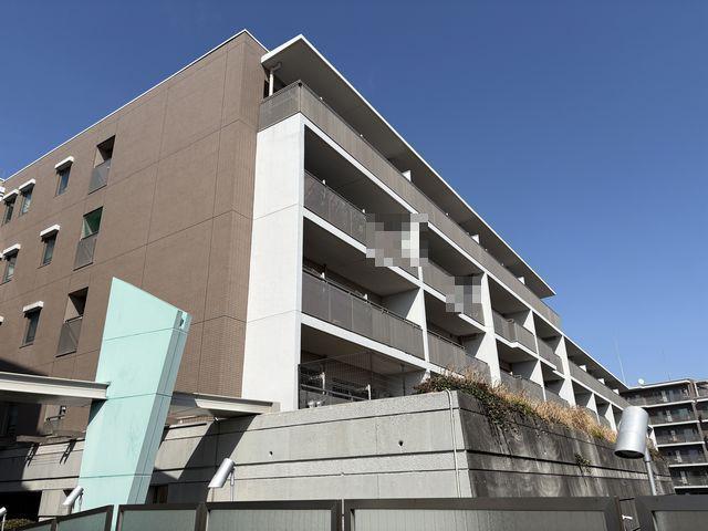 ローレルスクエア港南台B棟